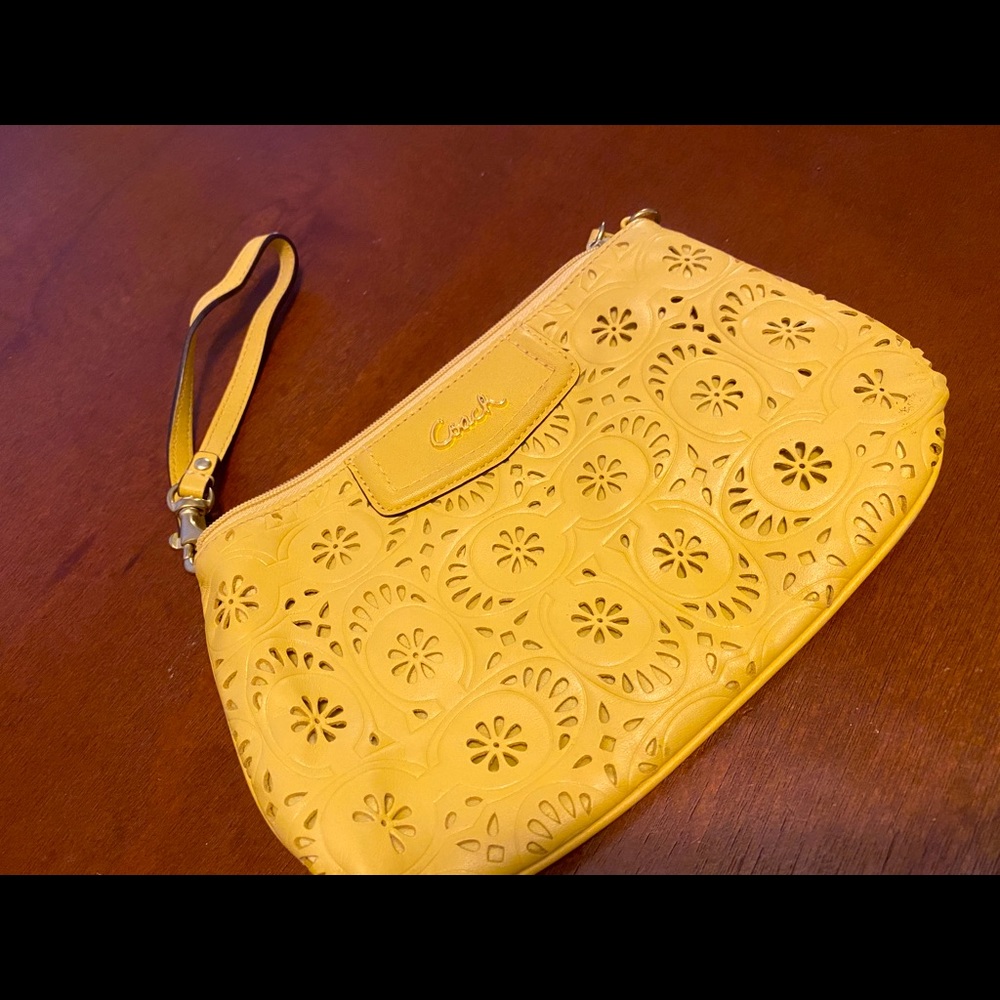 Yellow Coach Clutch